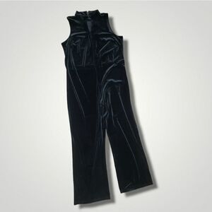MODA Black Sleeveless Basic velvet Casual Jumpsuit flare bottom Romper